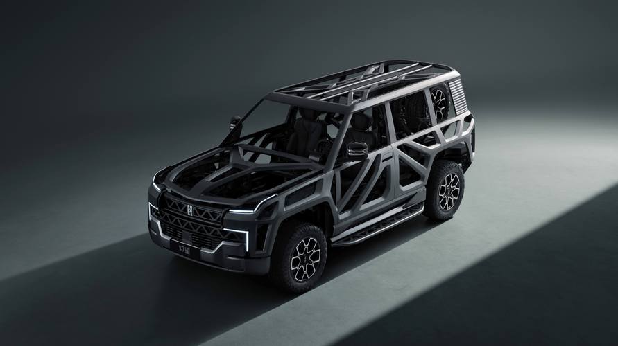 广州海珠区特富海企业管理咨询仰望U8硬派越野的科技魅力，国能汽车对传统燃油车市场的冲击